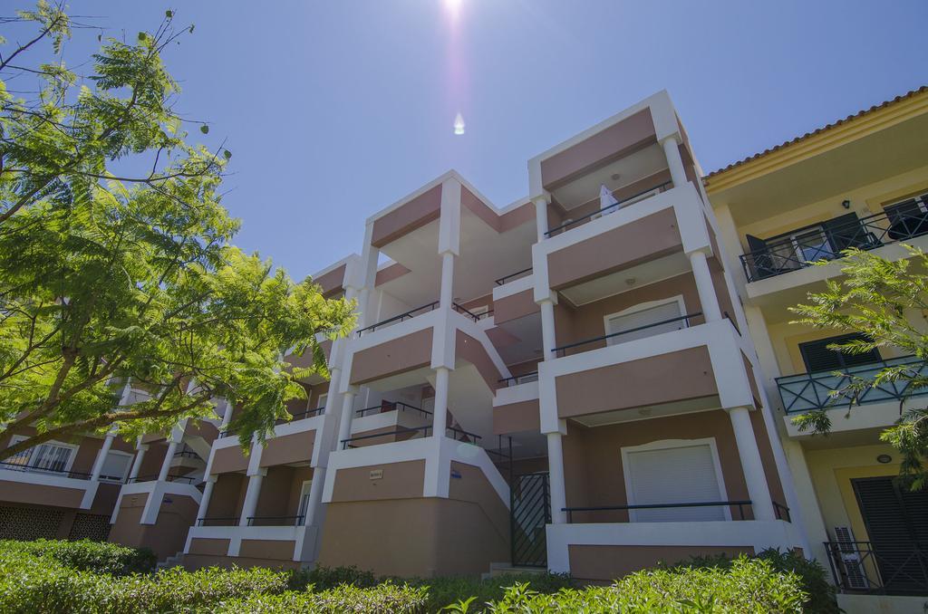 Clair Apartment Quarteira Buitenkant foto